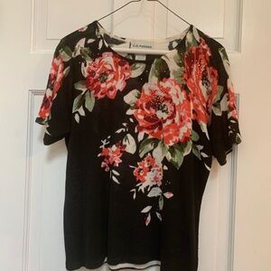 Pretty floral sweater top Petite Medium